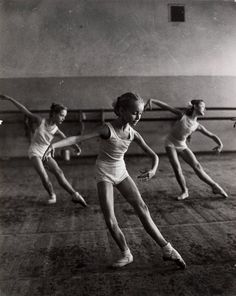 . Svetlana Zakharova, Isadora Duncan, Anna Pavlova, Prima Ballerina, Bolshoi Ballet, Ballet School, Little Ballerina