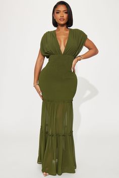 Available In Olive. Chiffon Maxi Dress Short Sleeve Deep V-Neckline Smocked Tie Back Stretch Self/Lining: 100% Polyester Imported | Sienna Chiffon Maxi Dress in Olive Green size 3X by Fashion Nova Chiffon Outfit, Maxi Dress Short, Modest Maxi Dress, Leather Skirt Outfit, Long Green Dress, Elegant Outfit Classy, Olive Green Dresses, Loose Maxi Dress, Rust Dress