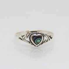 Sterling Silver Abalone Heart Filigree Ring ...Marked 925...Total of weights 1.3grams...Size 8...Measure of Face 6.4MM...It's in very good condition. Opal Band Ring, Abalone Ring, Abalone Jewelry, Blue Opal Ring, Opal Band, Piercing Inspo, Jewelry Piercing, Funky Jewelry, Labradorite Ring