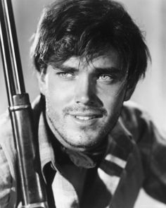 Jeffrey Hunter - 3 films Hunter Costume, Jeffrey Hunter, Celebrities Who Died, The Searchers, Hooray For Hollywood, Old Movies, Male Face