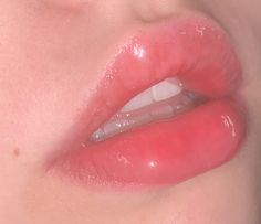 Heart Shaped Lips Natural, Rosy Lips Natural, Natural Pink Lips Aesthetic, Natural Lips Aesthetic, Full Lips Aesthetic, Prom Lips, Dream Lips, Rosy Skin