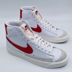 Nike Blazer Mid 77 White, Shoes Nike Blazer, Black Nike Air Max, Nike Air Max 2090, Black Nike Shoes, Nike Blazer Mid 77, White Running Shoes, Nike Blazer Mid, Pink Running Shoes