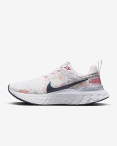 Cute Running Shoes Nike, Cute Running Shoes, Running Goals, Nike React Infinity Run, Run 3, 3 Women, Short A, Cute Nike Shoes, Keep Running