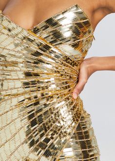 Aura Embellished Dress Gorgeous Birthday Dress, Gold Disco Dress, Gold New Years Dress, Cute Holiday Dresses, Gold Cover Up, Sparkly Club Outfits, Gold Cocktail Dress Classy, Casino Theme Dress, Homecoming Dresses Aesthetic