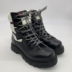 SEE PHOTOS  RARE STYLE  SIMILAR COLORBLOCK SCHEME TO MOON BOOTS RETRO RAVEWEAR HYPE First Down, Moon Boots, Rave Wear, Mens Leather, Lug Sole, Leather Men, Combat Boots, Color Blocking, Hiking