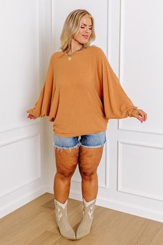 Keep your weekend style simple with this casual plus size pumpkin colored shift top featuring lightweight material with subtle horizontal accent stripes, a rounded neckline, long batwing sleeves, and a slouched silhouette that falls into a straight hemline! Measurements 1XL : Bust 40", Hip 40", Length 27", Sleeve Length 24", Waist 40". 2XL : Bust 42", Hip 42", Length 27", Sleeve Length 25", Waist 42". 3XL : Bust 44", Hip 44", Length 27", Sleeve Length 25", Waist 44". Summer Wedding Gowns, Luna Fashion, Skirt Outfits Summer, Indie Dresses, Casual Summer Outfits For Women, Plus Size Fall Outfit, Shein Outfits, Trending Fashion Outfits, Athleisure Fashion