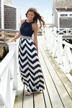 Maxi Skirt Style, Chevron Dress, Long Maxi Skirts, Maxi Skirts, Inspiration Mode, Mode Inspiration, Summer Maxi Dress, Street Styles, A Dress