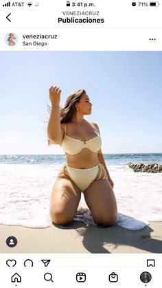 Beach Pictures Poses Instagram Thick, Swimsuit Poses For Plus Size, Selfie Ideas Midsize, Instagram Photo Ideas Beach Bikinis, Plus Beach Poses, Ladies Beach Outfits, Beach Photoshoot Curvy Model, Pose For Beach Picture Ideas Plus Size, Beach Selfie Ideas Plus Size