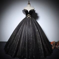 Black Gothic Wedding Dress - V-line Fairy Gothic Ball Gown Plus Size - WonderlandByLilian Black Prom Dress Plus Size, Black Gothic Wedding Dress, Quincenera Dress, Ballroom Extravaganza, Gothic Ball Gown, Elegant Black Prom Dresses, Dress Long Elegant, Ball Gown Plus Size, Black Gothic Wedding