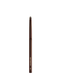 Nº 13 Precision Smudge Brush | Hourglass Cosmetics Eyeliner Smudge, Brush Eyeliner, Eye Makeup Brushes, Lower Lashes, Beauty Tips For Skin, Eye Brushes