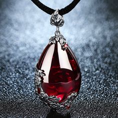 Natural Gemstone 100% 925 Sterling Silver Chalcedony Pendant Necklace Fine Jewelry · Chyclothing Fashion · Online Store Powered by Storenvy قلادات متدلية, Magical Jewelry, Silver Jewellery Sets, Stone Pendant Necklace, Gemstone Necklace Pendant, Fantasy Jewelry, Gothic Jewelry, Boutique Shop, Red Garnet