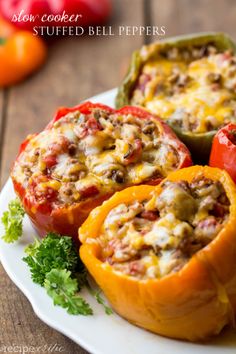 slowcookerstuffedbellpeppers Bell Peppers, Peppers, Stuffed Bell Peppers, Slow Cooker, Cheese, Meat, Stuffed Peppers