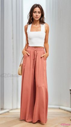 Qteee - Wide-Leg Trousers with Elastic Waistband - Stylish High-Waisted Wide-Leg Pants Wideleg Pants Outfit, Wide Leg Pant Outfit, Styling Wide Leg Pants, Wide Legged Trousers, Pants Outfit Work, Fashion Trousers, Maxi Pants, Umbrella Skirt, High Waisted Maxi Skirt