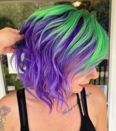 Halloween Hair Dye, Half Colored Hair, Hair For Halloween, Purple And Green Hair, Colourful Hair, Creative Hair Color, Violet Hair