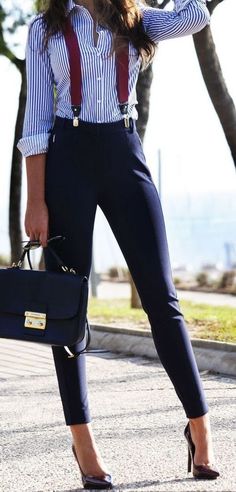 18 looks que no te fallarán cuando vayas a una entrevista de trabajo Look Formal, Well Dressed Women, Business Casual Outfits For Women, Women Business, Office Fashion Women, Summer Work Outfits, Womens Business Casual, Women Outfit, Business Outfit