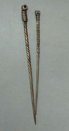 This two old metal hairpins originate from Nepal. The hairpin is 14 cm and 12 cm long. Their weight together is 15 gram. (s23) SHIPPING SHIPMENT is FREE. All items are shipped every week on monday morning after receipt of payment. We send priority airmails. Please consider overseas shipments take usually 5 - 8 days. Insured packets (over 50 cm length / over 1500 gram) I send by standard way. PAYMENT Paypal is preferred.  RETURN POLICY: NO RISK: Any item may be sent back within 14 days. As soon a Old Metal, Hair Jewellery, Art Old, Body Jewellery, Air Mail, Hair Jewelry, Body Jewelry, Nepal, Hair Pins