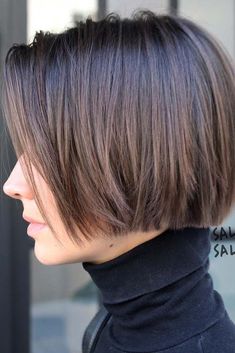 Modern Bob Hairstyles, Shaggy Hairstyles, Modern Bob, Natural Hairstyle, Short Brown Hair, Bob Haircuts For Women, Penteado Cabelo Curto, Short Haircut