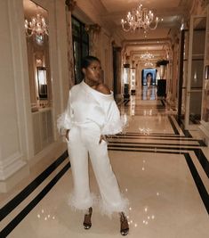 All White Outfits, All White Outfit, Outfit Looks, Event Outfit, Graduation Outfit, Black Women Fashion, White Outfits, Elegant Outfit