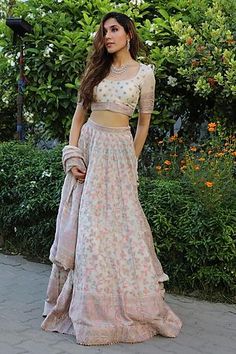 Shop for Safaa Ivory Vegan Silk Mahazbeen Floral Woven Lehenga Set for Women Online at Aza Fashions Floral Lehenga, Padded Blouse, Kantha Work, Silk Lehenga, Floral Motifs, Color Ivory, Set For Women, Aza Fashion, Floral Motif