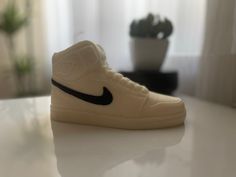 Large Nike shoe candle Rough estimates size: 7 inches in length 4 inches in height  PLEASE READ!  Secondary color option is only for the NIKE LOGO.  The shoe itself will be white! But we can make the Nike color any color you may choose! Please message me with any questions! Shoe Candle, Unicorn Candle, Baby Shower Candles, Candle Birthday, Soy Candle Making, Nike Shoe, Small Candles, Homemade Candles, Hand Poured Candle