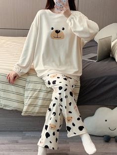 2pcs/Set Cute Bear Pattern Fleece Pajamas Set, Autumn & Winter Apricot Casual-Young  Long Sleeve Flannelette Animal,Cartoon  Slight Stretch Fall,Spring,Winter Women Sleep & Lounge, size features are:Bust: ,Length: ,Sleeve Length: