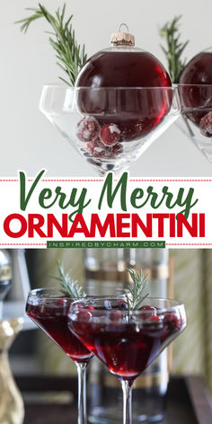 If you’re looking for the merriest of martinis you need this Very Merry Ornamentini. It's the ultimate Christmas cocktail served in an ornament. It's as beautiful as it is delicious! Ornamentini Cocktail, Cocktail Recipes Summer, Ornament Cocktail, Holiday Martinis, Girlfriend Ideas, Christmas Martini, Christmas Drinks Alcohol, Summer Lemonade, Christmas Cocktail Party