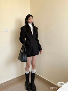 Fashion Top Outfits, Korean Casual Outfits, Everyday Fashion Outfits, Stylish Work Outfits, Alternative Outfits, Kpop Fashion Outfits, 가을 패션, Korean Outfits, Casual Style Outfits