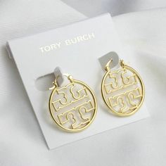 Brand New Tory Burch Earrings Tory Burch, Tory Burch Earrings, Tory Burch Jewelry, Hoop Earrings Gold, Earrings Gold, Gold Earrings, Gold Color, Jewelry Earrings, Hoop Earrings