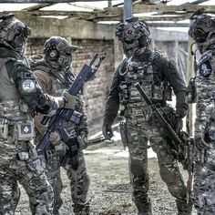 Me And The Boys, Special Forces Gear, Tactical Armor, Military Wallpaper, Tac Gear, Delta Force, Future Soldier, Military Special Forces