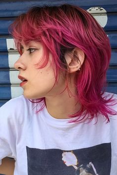 10 Mullet Haircuts for Woman to Inspire You This Summer on January Girl blog curated by Liz Breygel. Dramatic Hair, Shot Hair Styles, Hair Color For Women, Girl Haircuts, Penteado Cabelo Curto, Hair Makeover, Fluffy Hair