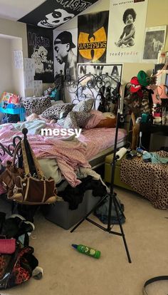 a messy bedroom with lots of clutter on the floor