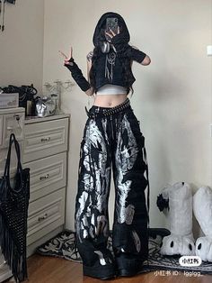 Kawaii Fashion Outfits, Tomboy Style Outfits, Emo Outfits, Y2k Outfits, Swaggy Outfits, Gothic Outfits, Tomboy Fashion, Alternative Outfits, 가을 패션