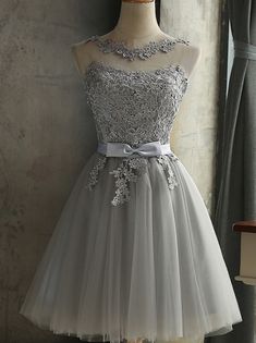 Lace Graduation Dress, Grey Lace Shorts, Tutu En Tulle, Bat Mitzvah Dresses, Dama Dresses, Tulle Homecoming Dress, Dress Embroidery, Evening Dresses Short, Short Prom Dress