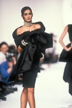 Black Elegance, 80s And 90s Fashion, Model Aesthetic