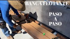 a man working on a skateboard with the words bancaflotante paso a paso