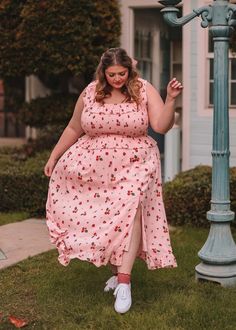 Berry Bunch Dress - Strawberry, Valentine's Day, Valentine's fashion, pink, hearts, wedding guest dress, fashion, mid size fashion, plus size dress, size inclusive, inclusive fashion, body positivity, fashion shoot, model, photoshoot, women's fashion, OOTD, bridesmaid dresses, church dress, engagement dress, wedding, date night, cocktail dress, style, lifestyle shoot Softie Dress, Flowers Paper Craft, Make Paper Flowers, Mid Size Fashion, Easy Paper Flowers, Skirt Model, Portrait Photography Women, How To Make Paper Flowers, Strawberry Print