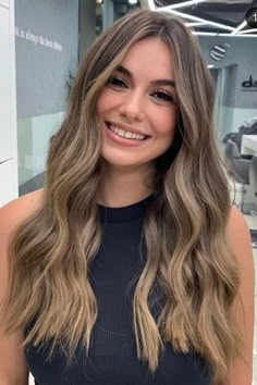 Light Brunette Hair, Wedding Hair Colors, Bonded Hair Extensions, Hair 2022, Hair Extensions Clip, Extensions Clip In, Highlights For Brunettes, Summer Hair Highlights, Brown Hair Inspo