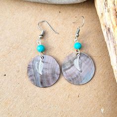 Beautiful Abalones Shell Earrings Feature A Lovely Stainless Steel Leaf That Hung From Surgical Grade Stainless Steel Ear Wires. Great To Wear On Summertime, Festival, Party, Vacation, Holiday, Banquet, Beach Or Everyday Wear! These Lovely Earrings Perfectly Hang 1.6 Inches And They Have An Amazing Movement. Abalone Shell Earrings, Bead Tips, Abalone Earrings, Artisan Jewelry Handmade, Earth Art, Shell Earrings, Lovely Earrings, Bead Jewellery, Art Hand