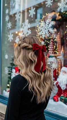 Christmas Updo, Dining Photography, Hairstyles For Children, Christmas Core, Holiday Party Hair, Christmas Hair Accessories, Holiday Hair