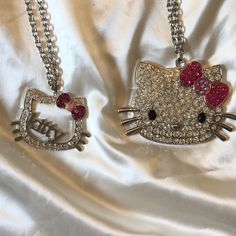 Hello Kitty Neckalaces Two! Hello Kitty Necklaces Long Chain Nwt From A Boutique In Houston Personal Written Note Ready To Ship! Fast Shipping! Discounted Shipping! Bundle Items And Save 5% Off 3+ Items Streamer Outfits, Hello Kitty Chain, Zoe Core, Nelson Neumann, Jewelry Hello Kitty, Hello Kitty Necklace, Stick Poke Tattoo, Hello Kitty Shop, Kitty Makeup