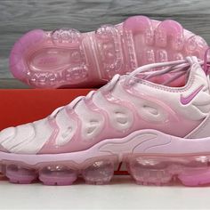 Brand New!! Women’s Missing Lid Box Kawaii, Pink Nike Shox, Pretty Sneakers, Lost Paradise, Air Vapormax Plus, Nike Air Vapormax Plus, Demonia Shoes, Jordan Shoes Retro, Shoes Nike Air