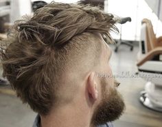 Beard And Haircut, Men Mohawk, Modern Mens Haircuts, Short Hair With Beard, Mohawk Hairstyles Men, Pompadour Hairstyle, Modern Haircuts, Faded Hair, Mohawk Hairstyles