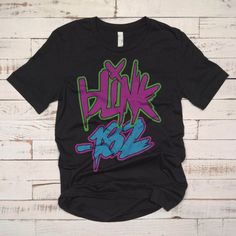 Unisex Heavy Cotton Tee 100% Cotton. Size: Classic Fit, Run True To Size Adult Unisex Sizing Condition: New - Made To Order Please Wash In Cold Water At First Time Blink 182 Shirt, College Shirts, Warriors Shirt, Harley Davidson Shirt, Blink 182, Blue Camo, Rock Shirts, Vintage Harley Davidson, Mens Short Sleeve Shirt