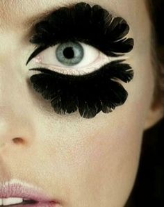 lash Feather Eyelashes, Black Feathers, Costume Makeup, Cara Delevingne, Eye Make, Eye Art, Kate Moss, Creative Makeup