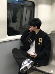 Men Streetwear Aesthetic, Korean Outfits Men, Korean Style Boy, Streetwear Fashion Men, Asian Streetwear, Outfit Korean Style, Teenage Guys