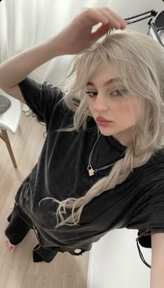 Djerq Tanya, Blonde Goth, Anime Hair, Hair Inspo Color, Honey Blonde, Aesthetic Hair, الرسومات اللطيفة, White Hair, Blonde Girl