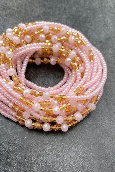 Cute Waist Beads Ideas, Cute Waist Beads, Waistbead Ideas, Waist Beads Ideas, Pink Waist Beads, Waste Beads, Suit Crop Top, Waist Beads African, Beads Waist