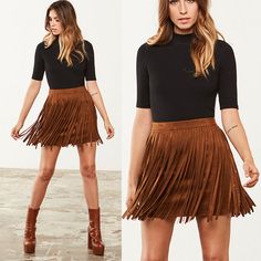 Summer Fringe Outfit, Skirt With Fringe, Fringe Skirts, Chic Fringe Mini Skirt For Fall, Fringe Outfit, Brown Fringe Skirt Outfit, Leather Fringe Skirt