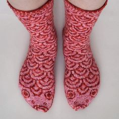 Nishikigoi House Socks Knitting Pattern - Infinite Twist Octopus Knitting Pattern, Octopus Knitting, Socks Knitting Pattern, Half Socks, House Socks, Socks Knitting, Gradient Yarns, Sock Knitting Patterns, Pattern Collection