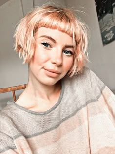 Short Bob Hairstyles Ear Length, Micro Bob Undercut, Super Short Hair With Bangs, Short Hair Short Bangs, Super Short Bangs, Baby Bangs Short Hair, French Bob Fine Hair, Micro Bob Haircut